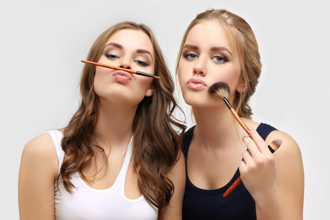 Survey Sorority Students Fear Their Makeup Ingredients Cover Up More